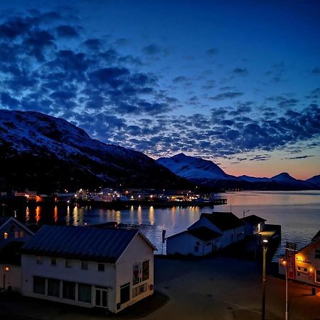 The Old Harbour Store Lodingen Buitenkant foto